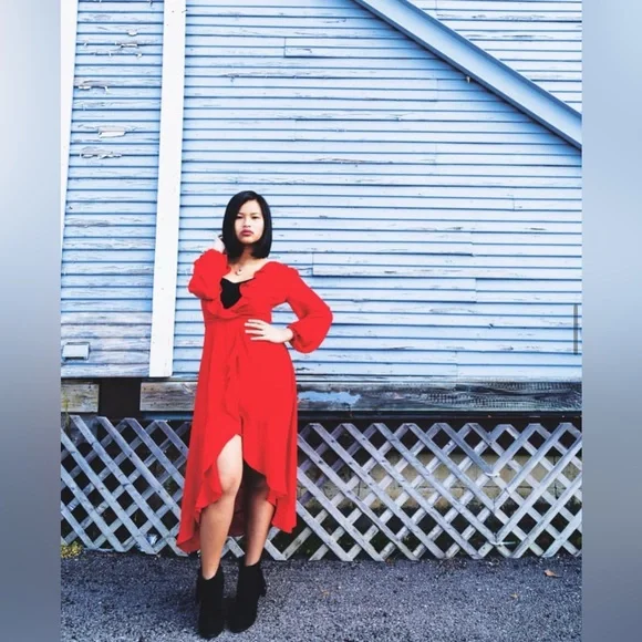 SMALL FOREVER 21 RED WRAP DRESS + RUFFLES - Picture 1 of 9